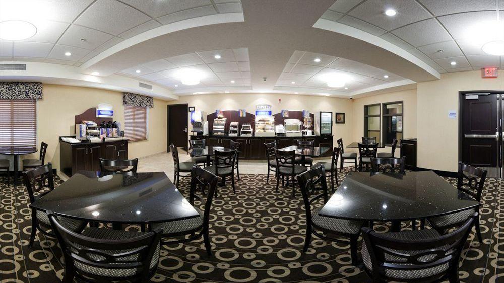 Express Pekin - Peoria Area By Ihg 2* Pekin Heights