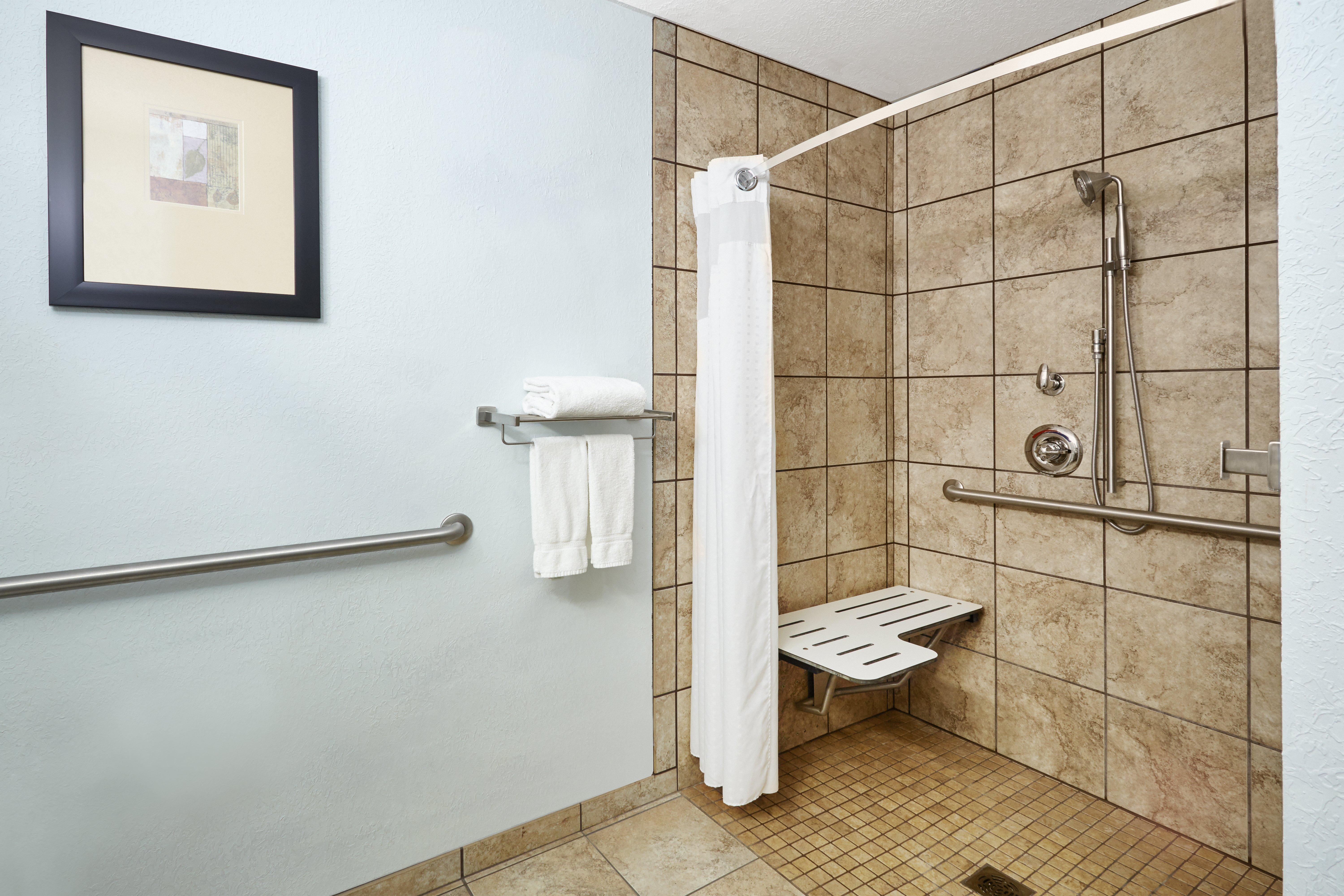 Express Pekin - Peoria Area By Ihg 2*