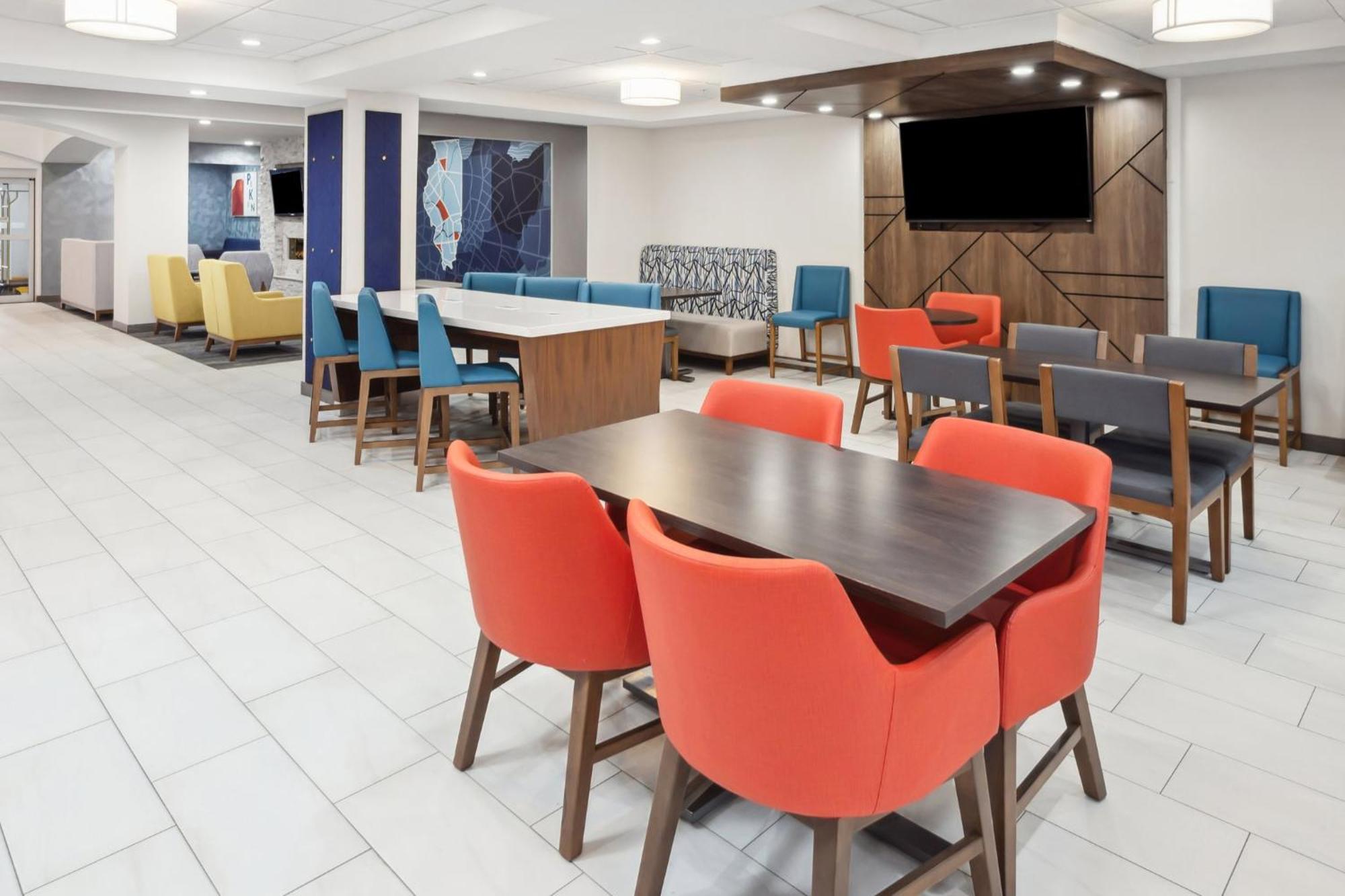 Hotel Express Pekin - Peoria Area By Ihg