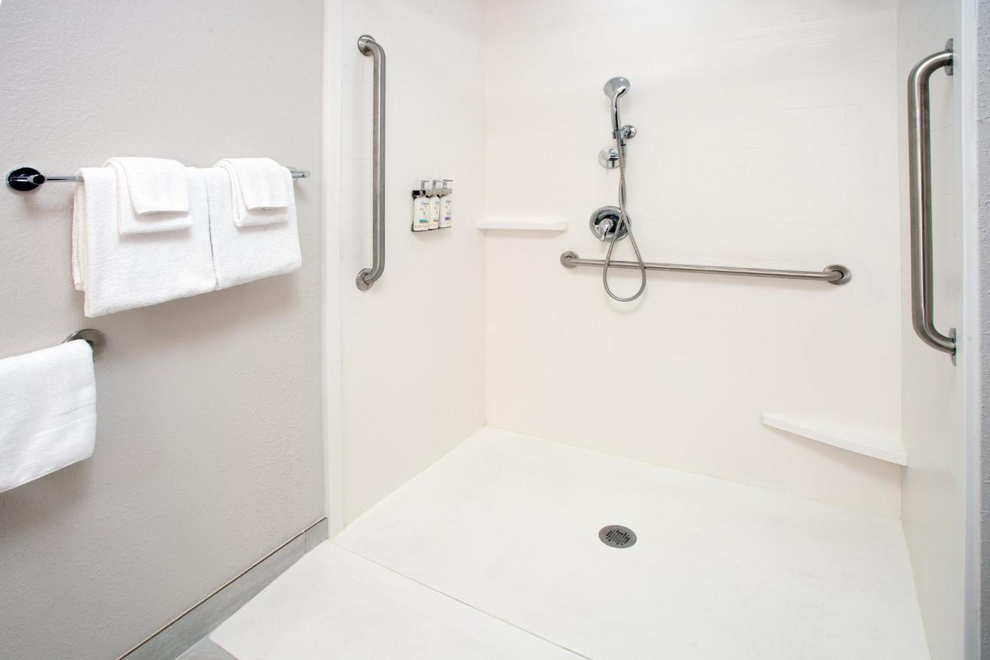 Express Pekin - Peoria Area By Ihg Hotel Pekin Heights
